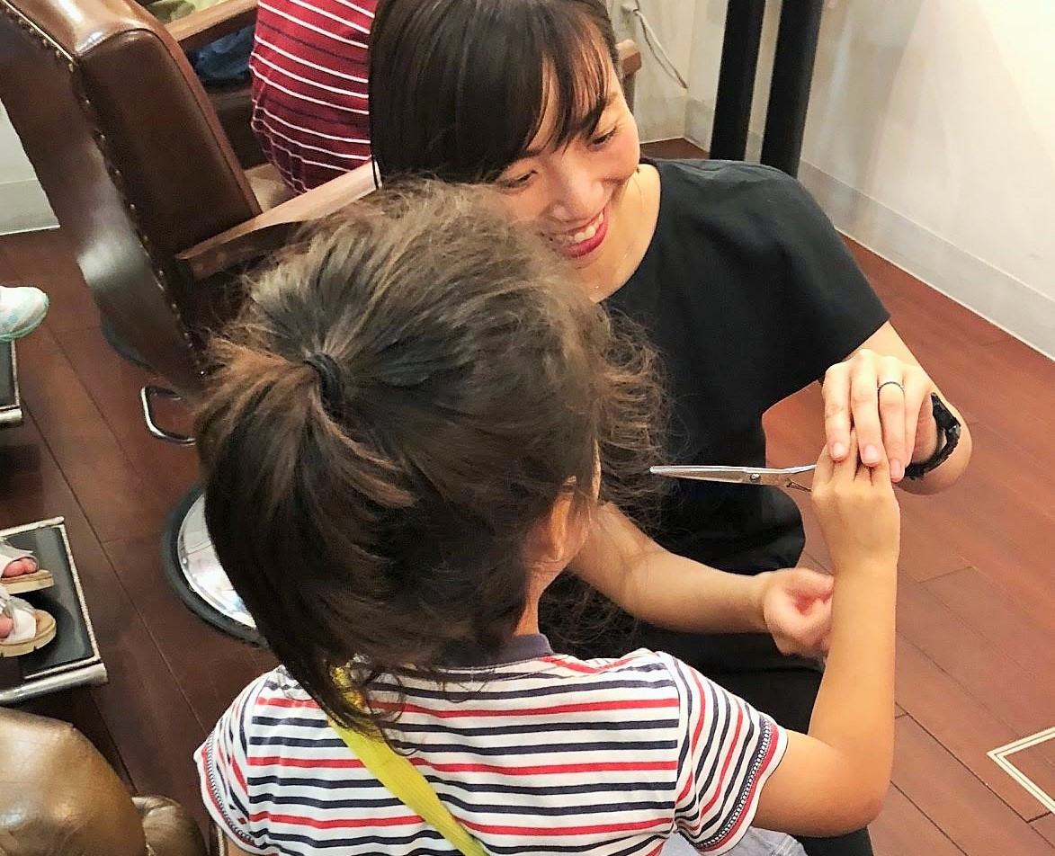 美容師体験　はさみのちがい