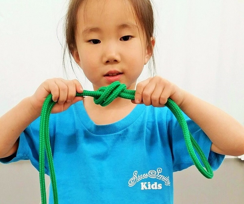 ロープ結びの完成